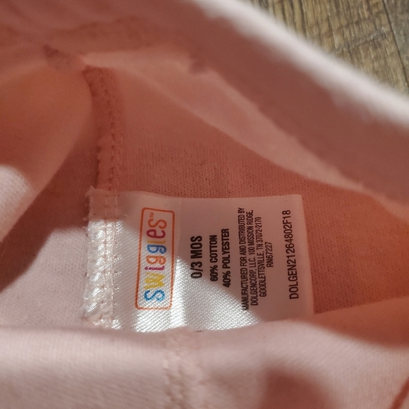 Rene Rofe Baby Swiggles Girl Red Hearts Ladybug Bodysuit Pastel Pink Leggings 3M - Picture 7 of 8